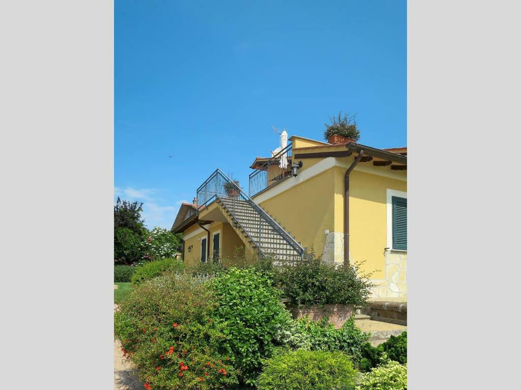 Recidence L' Infinito Apartment Carbognano Exterior photo
